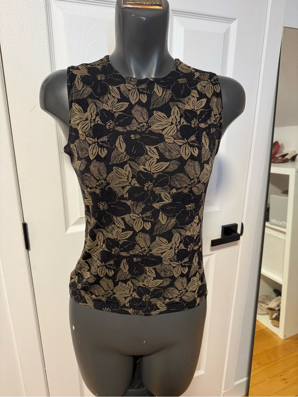 Sleeveless Black & Gold Floral Knit Top